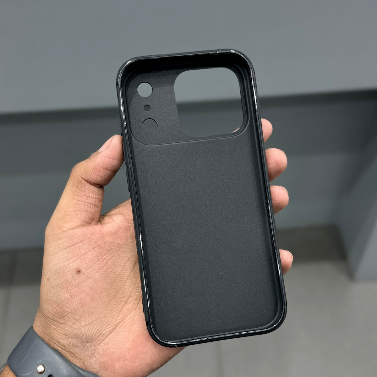 MATT BLACK CASE ( No. 4180 )