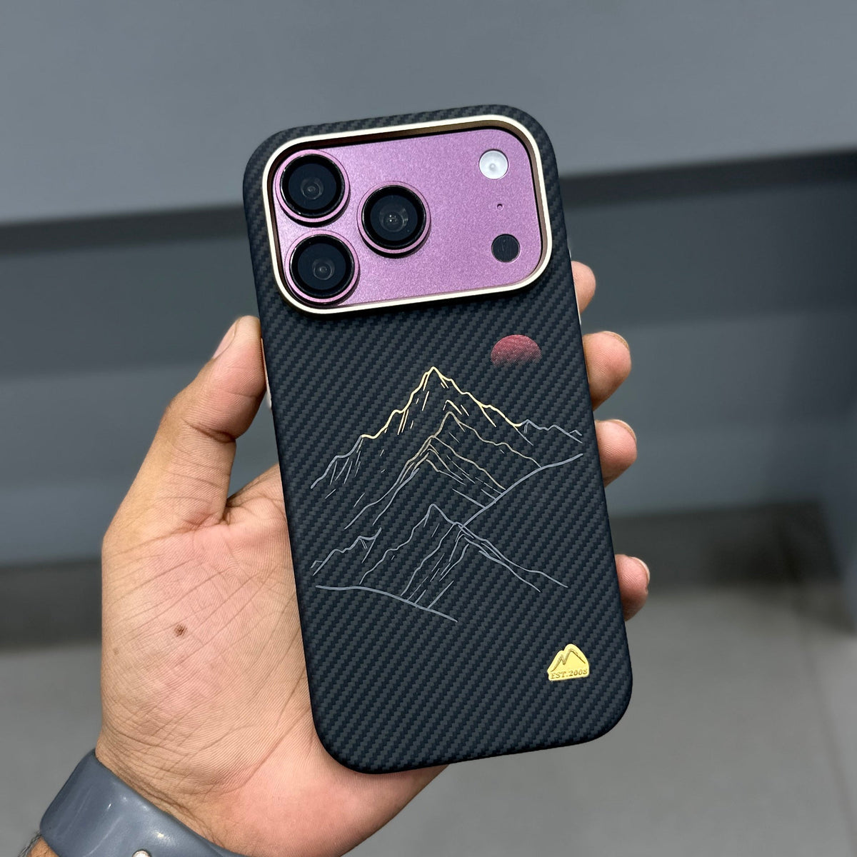MEMUMI REAL CARBON FIBER CASE - BLACK GOLD ( No. 4135 )