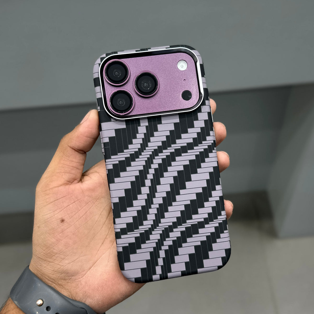 LUXO CARBON CASE-ILLUSION BLACK ( No. 3161 )