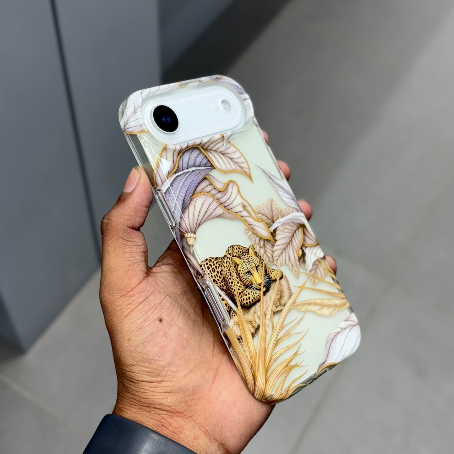 Parado Case ( No. 2107)