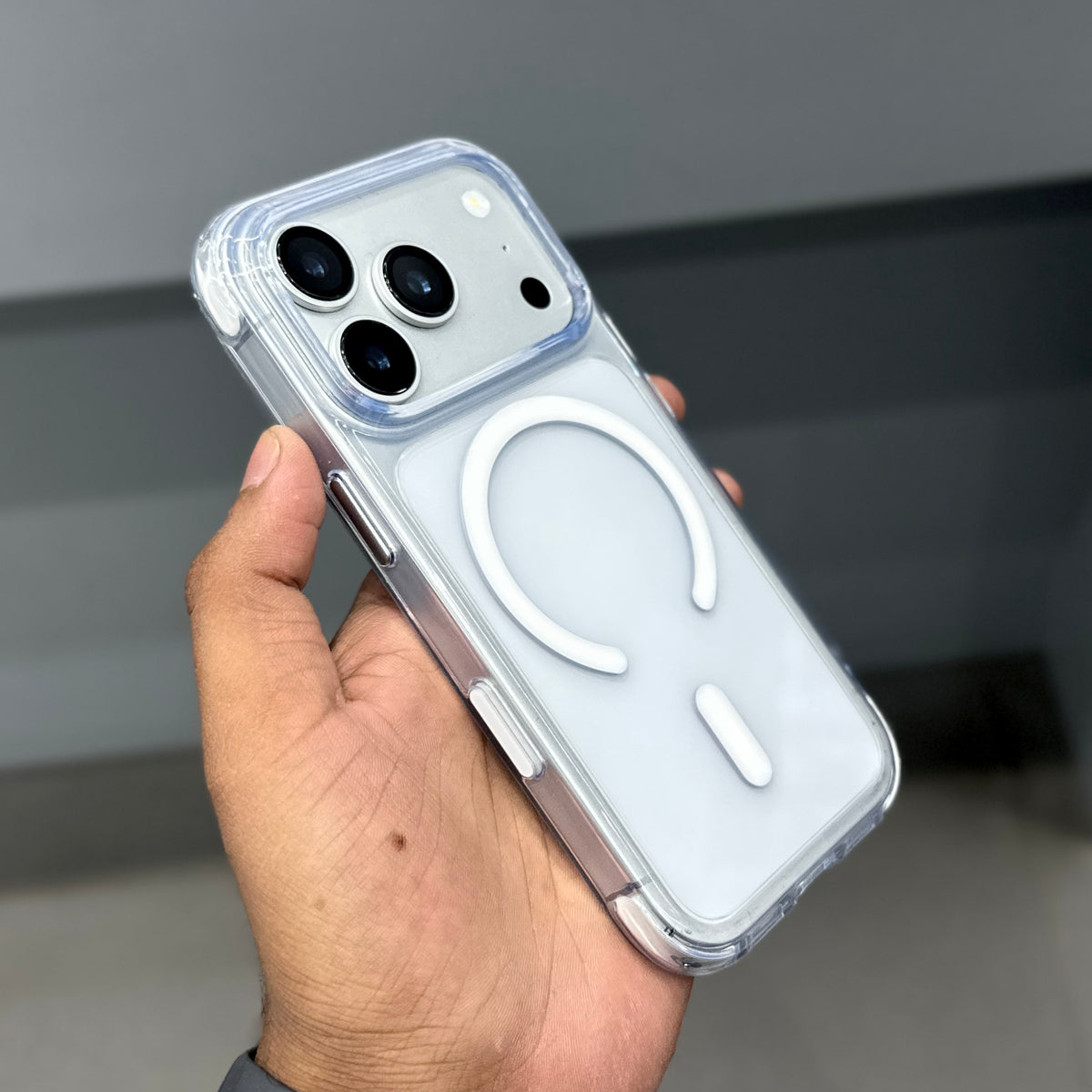 CMAQ AIR X MAGSAFE CASE - TRANSPARENT ( No. 4007 )