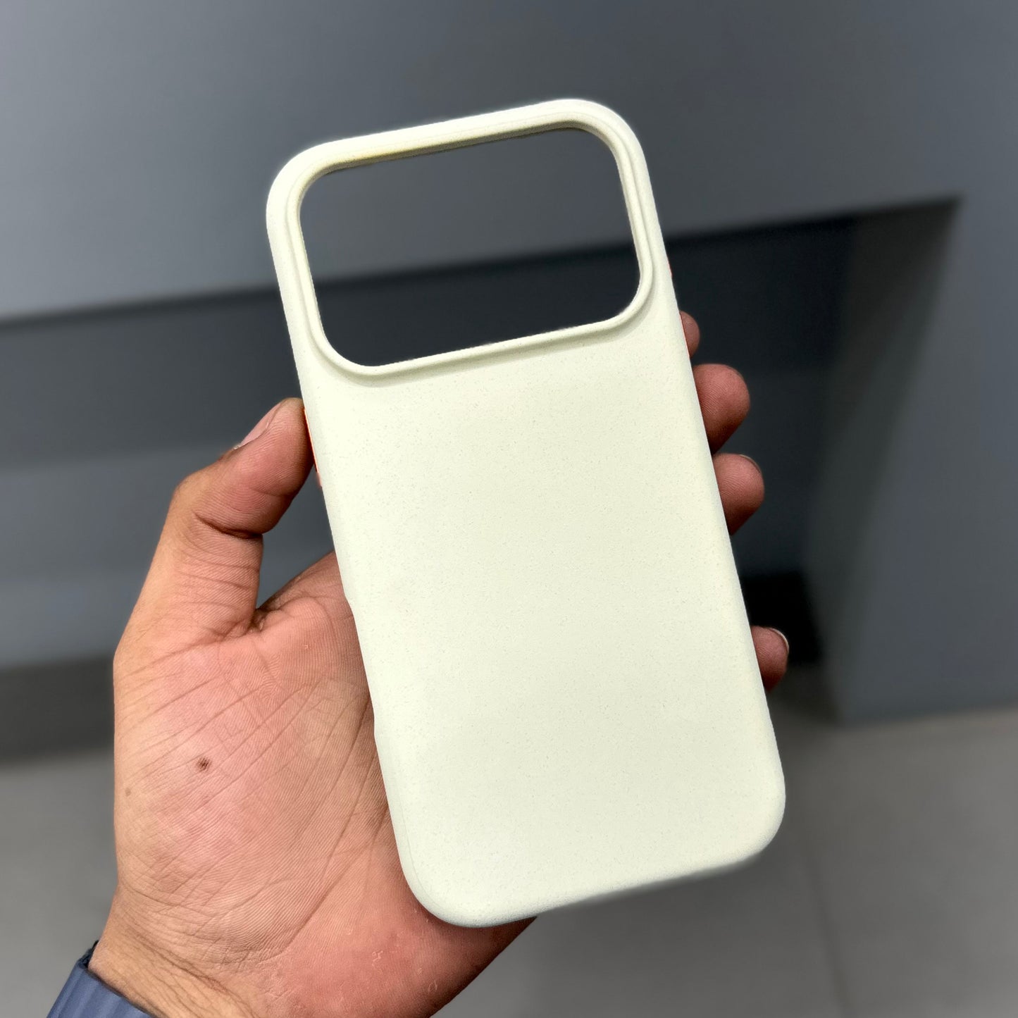 CMAQ SUPER SAND STORM MAGSAFE CASE - BEIGE ( No. 3559 )