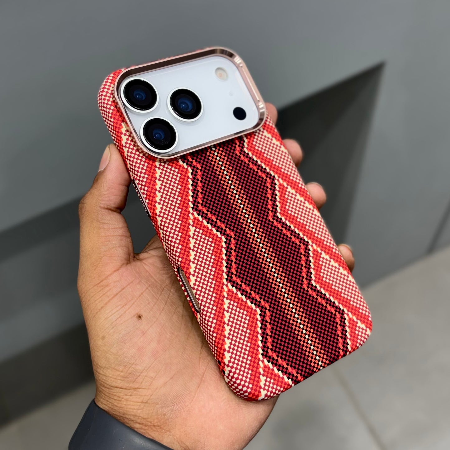 Luxo Red Wave Magsafe Case ( No. 2180 )