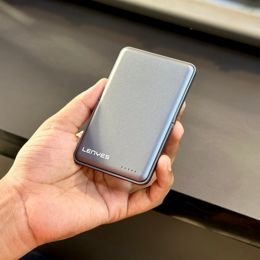 Lenyes Slimmest Magsafe Power Bank 5k PW038D ( No.1012 )