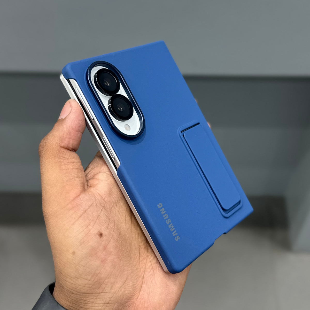 DREAMS STANDING CASE - BLUE ( No. 3895 )