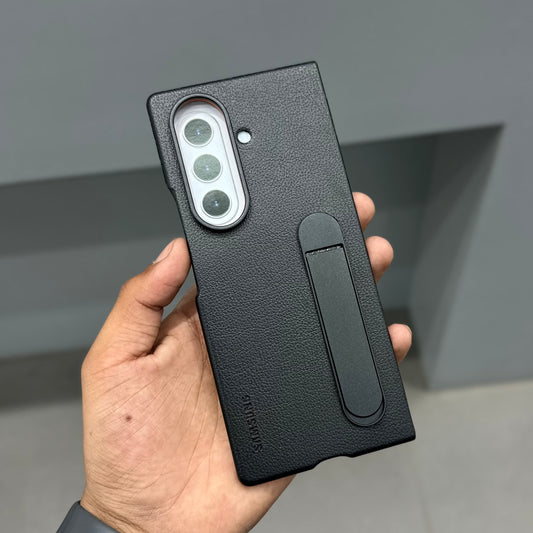 HONIK CASE WITH STAND SAM - BLACK ( No. 3358 )