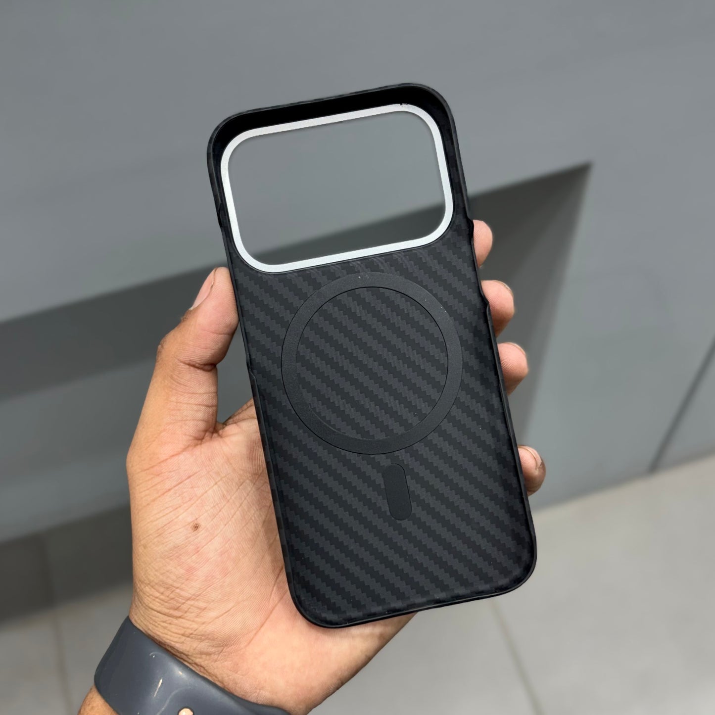 YH CARBON CASE - ( No. 2402 )