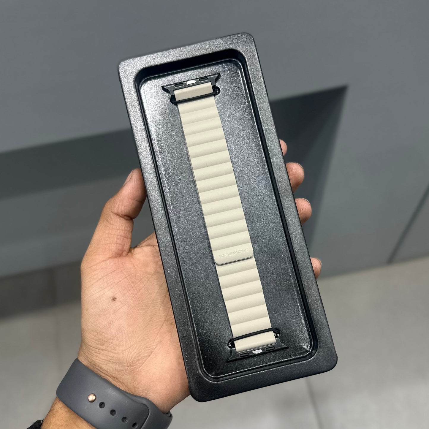 KEEPHONE DUAL MAG - GREEN BEIGE ( No. 2893 )