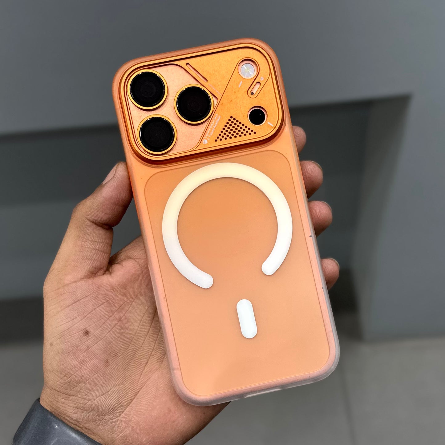 KWINI FROST GUARD MAGSAFE CASE - ORANGE ( No. 3617 )
