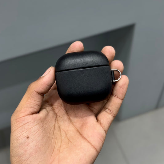 BINO L AIRPODS CASE - BLACK ( No. 2436)