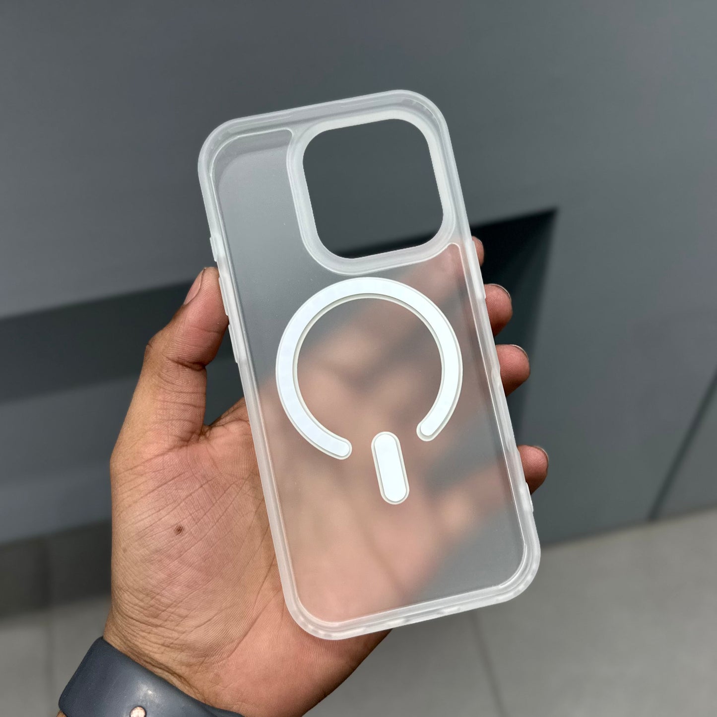 SILKLINE CASE WITH MAGSAFE TPU - WHITE ( No. 2647 )