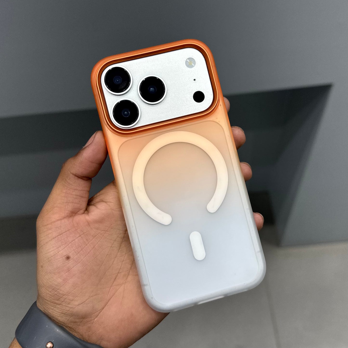 KWINI FROST CASE MAGSAFE - ORANGE ( No. 3290 )