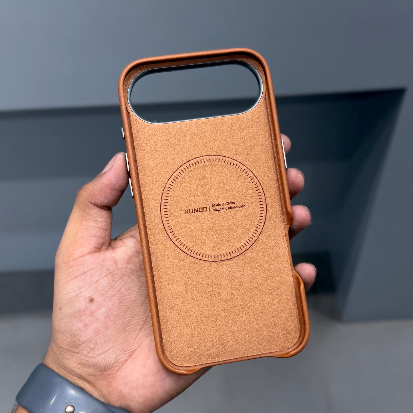 XUNDO UEGAN LEATHER CASE MAGSAFE - BROWN ( No. 2875 )