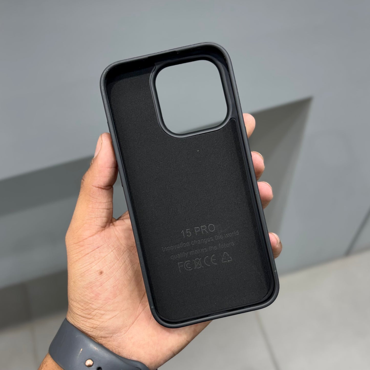 HAMURU SKIN FEELCASE MAGSAFE - BLACK ( No. 2382 )