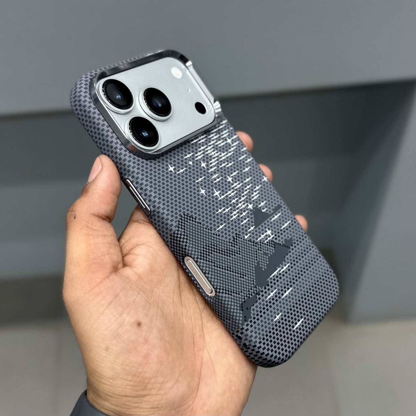 LUXO MAGSAFE CASE - GREY STARS ( No. 3577 )