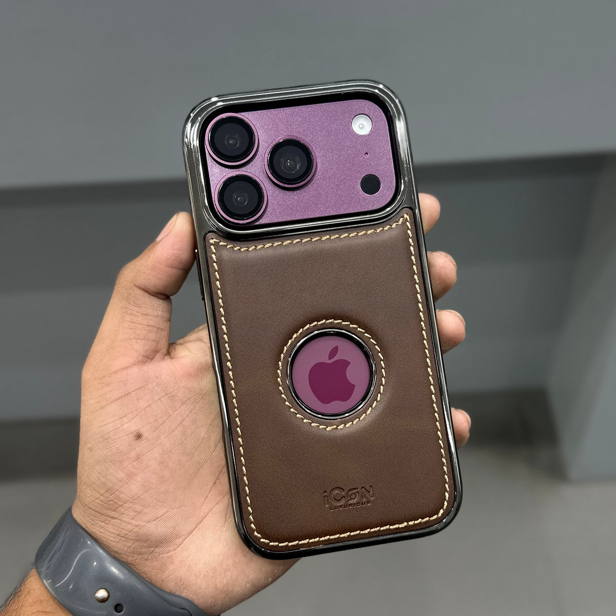 ICON CLASSIC SERIES CASE - BROWN ( No. 4027 )