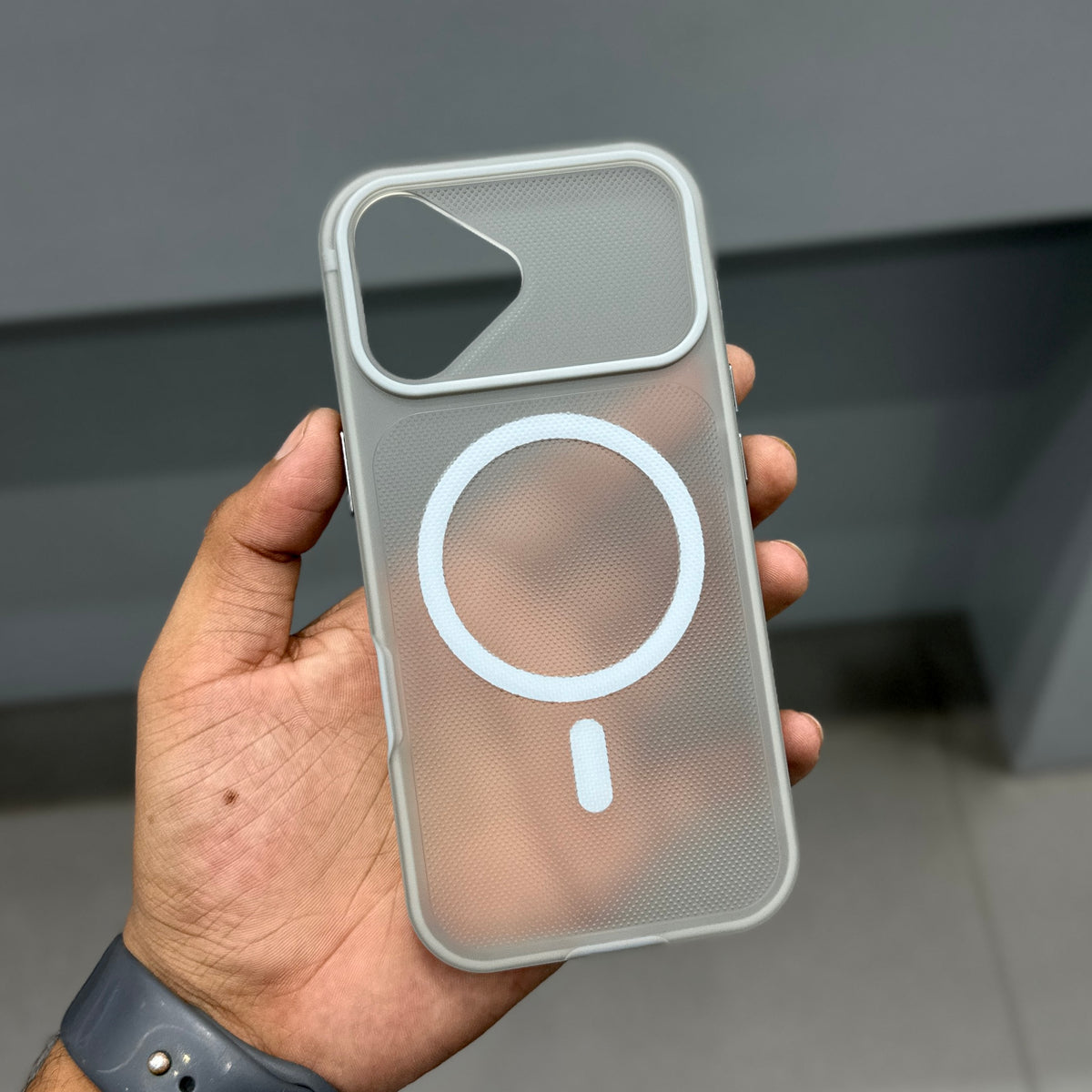 DREAMS ELAN DOT CASE - GREY ( No. 4133 )