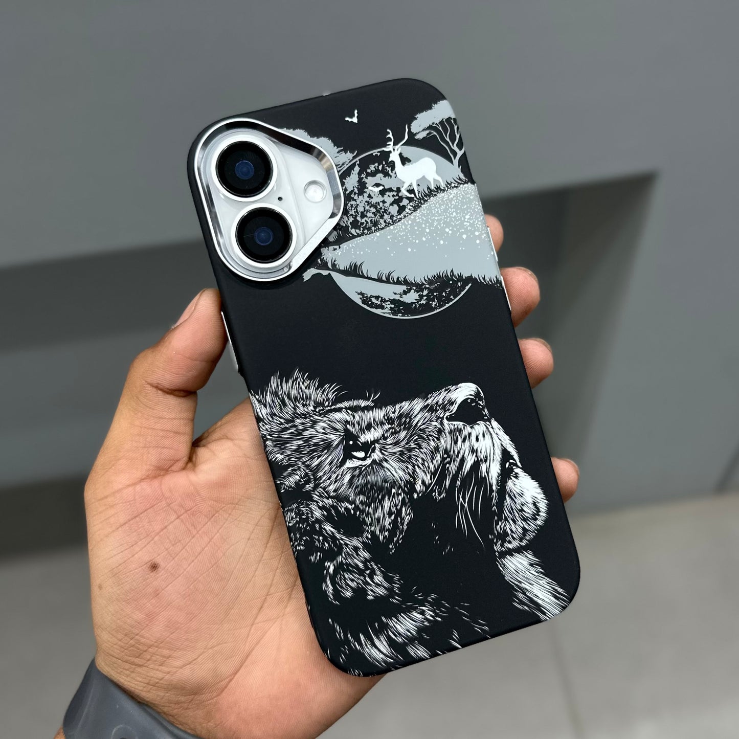 LUXO LION CASE MAGSAFE-BLACK ( No. 3266 )