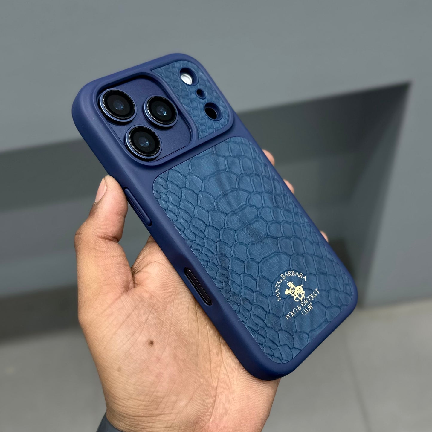 Santa Barbara Knight Case with Magsafe-Blue ( No. 2026 ) 17 Series