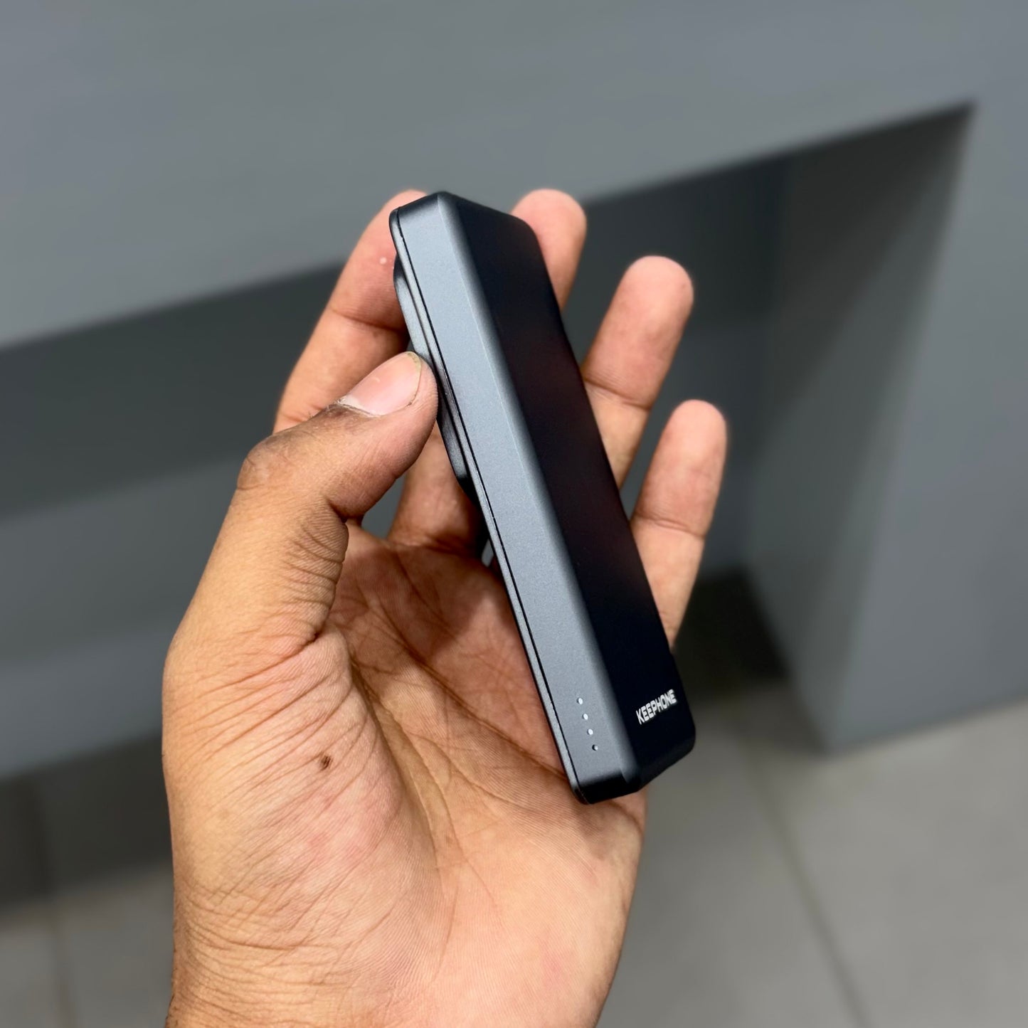 KEEPHONE MAG CUBE POWER BANK 5K - BLACK ( No. 2547 )