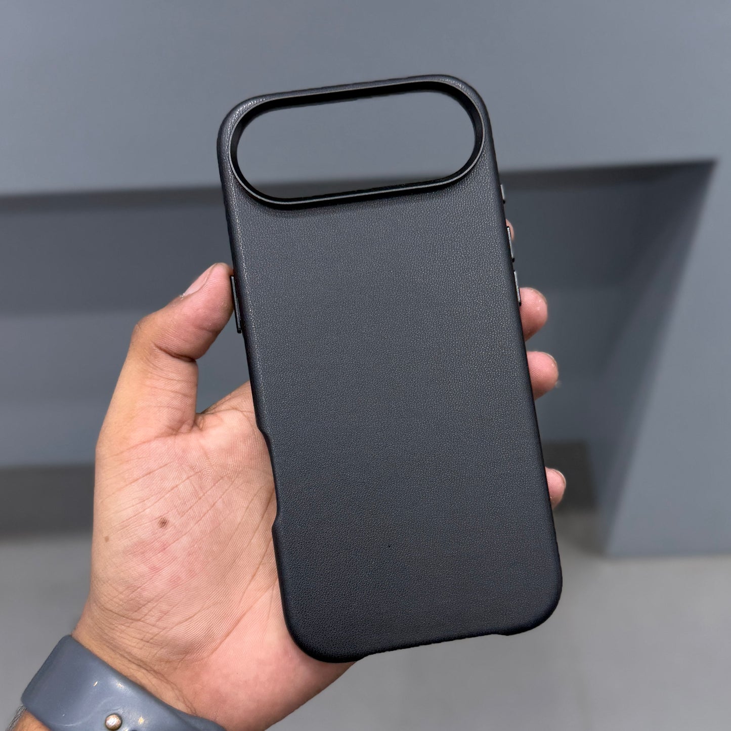 XUNDO UEGAN LEATHER CASE MAGSAFE - BLACK ( No. 2876 )