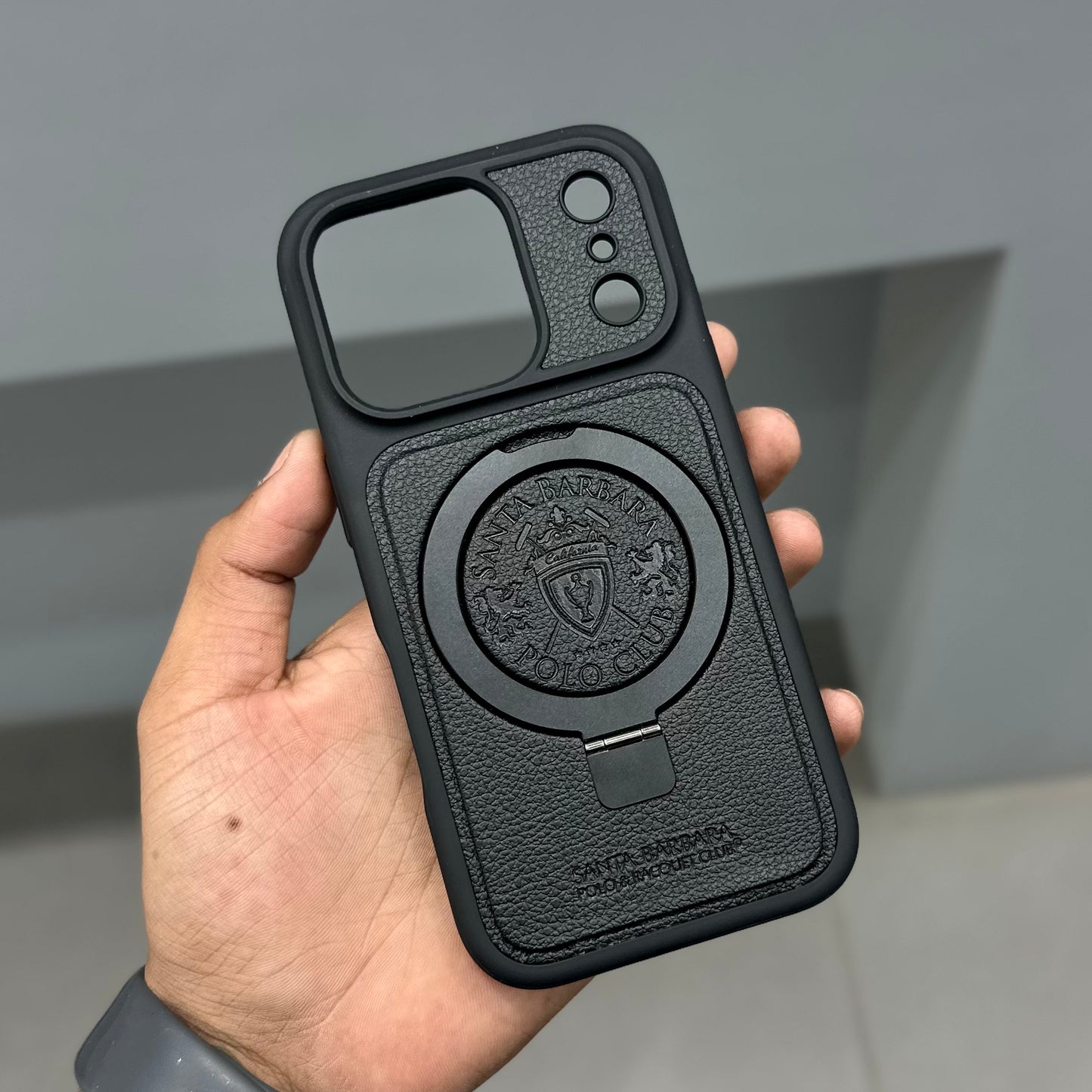 Santa Barbara Primo Case with Magsafe-Black ( No. 2010 ) 17 Series