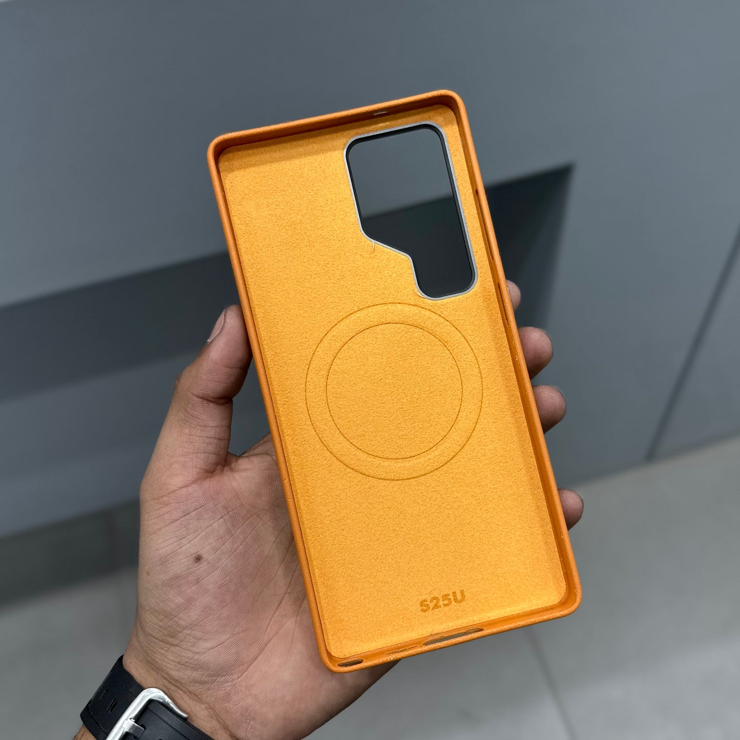 SHADOW GUARD MAGSAFE CASE - TAN ( No. 2723 )