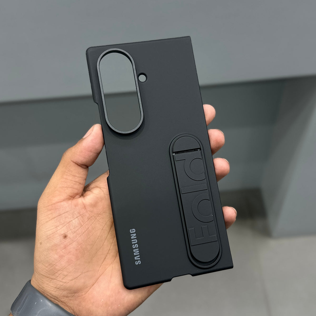 DREAMS STANDING CASE - BLACK ( No. 3896 )