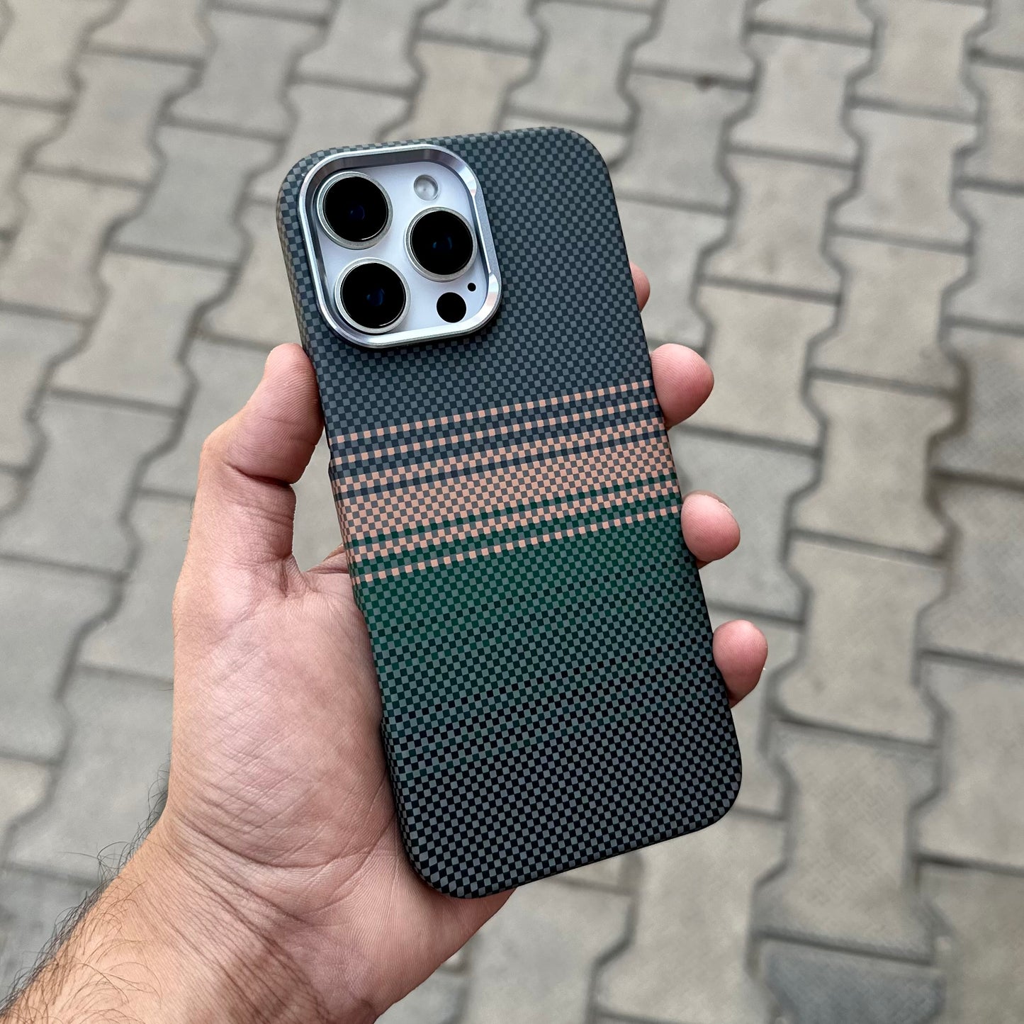 Vosros Carbon Texture Case With Magsafe-Green ( No. 1773 )