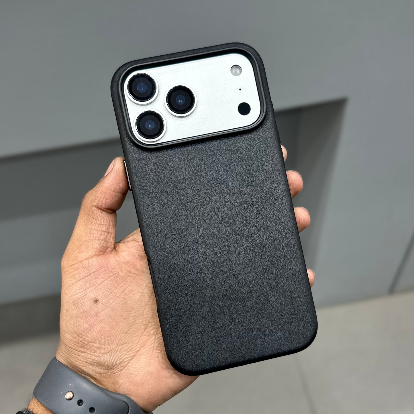 NOBLE COLLECTION SERIES - BLACK ( No. 2938 )