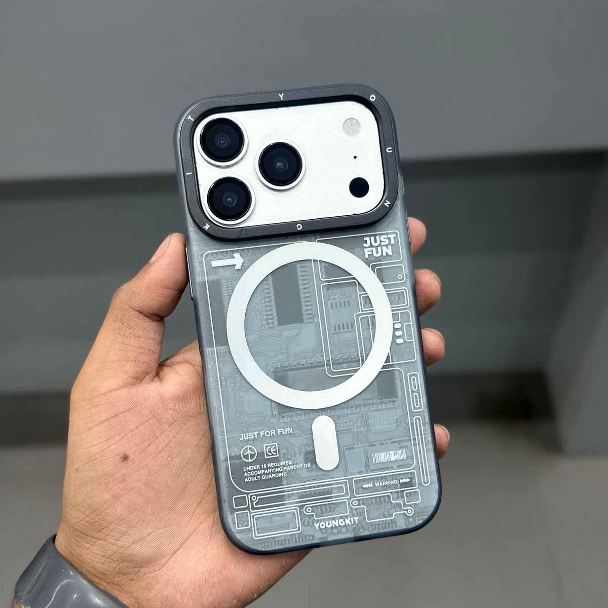 YOUNGKIT CYBER SERIES CASE - GREY ( No. 4024 )