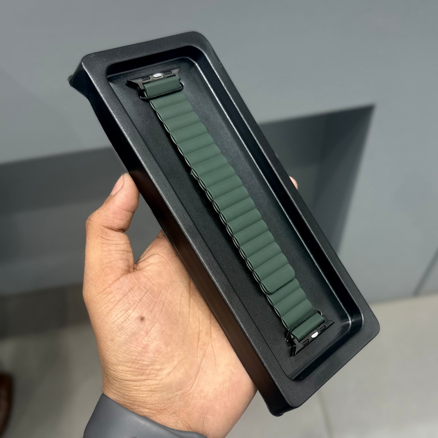 KEEPHONE DUAL MAG - GREEN BEIGE ( No. 2893 )