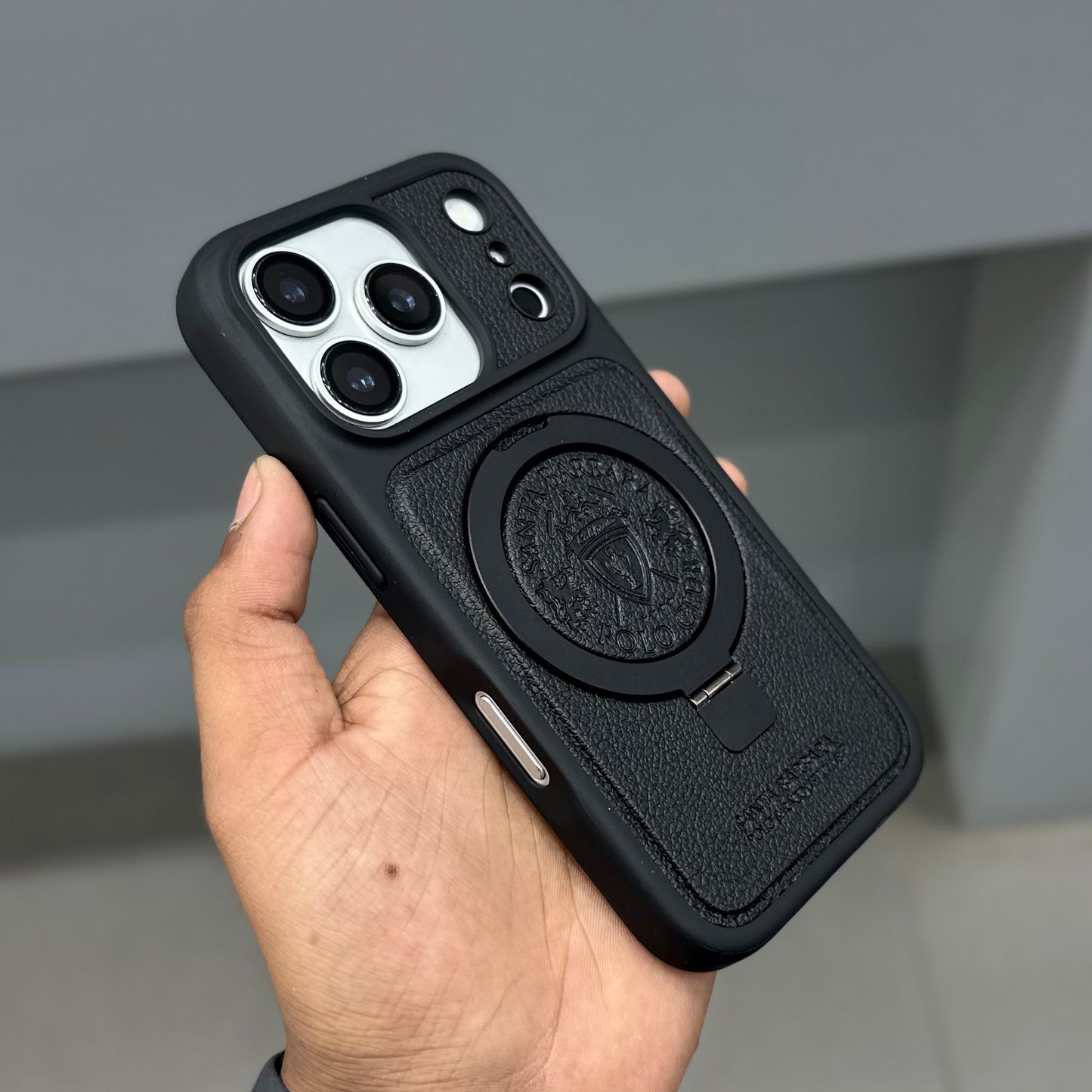 Santa Barbara Primo Case with Magsafe-Black ( No. 2010 ) 17 Series