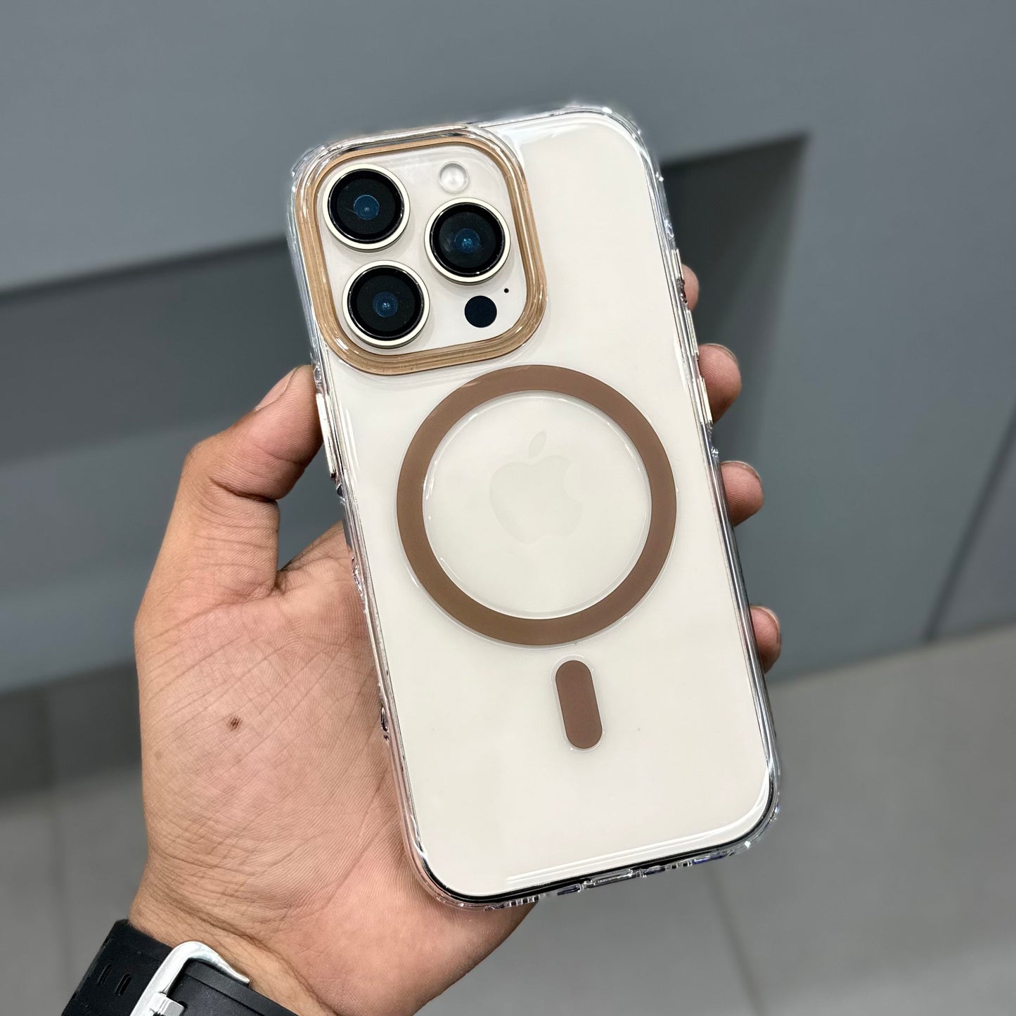 DYNAMIK MAGSAFE CASE - BROWN ( No. 2809 )