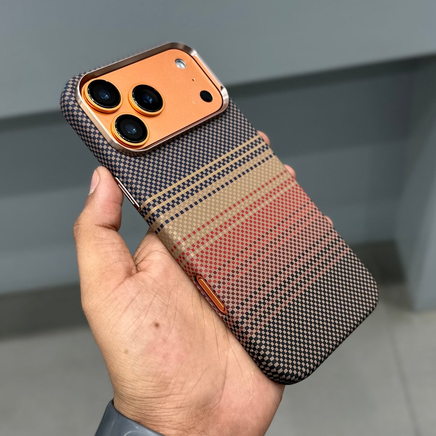 LUXO MAGSAFE CASE - BROWN CHECK ( No. 3583 )