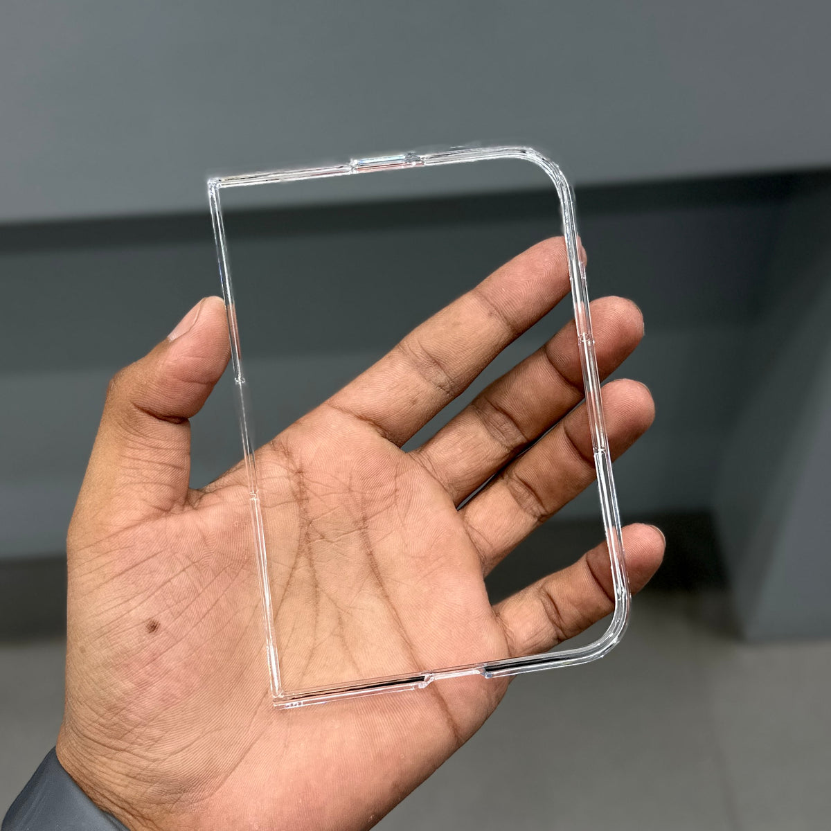 BERLIA MAGSAFE IPHONE DUO CASE - TRANSPARENT ( No. 3988 )