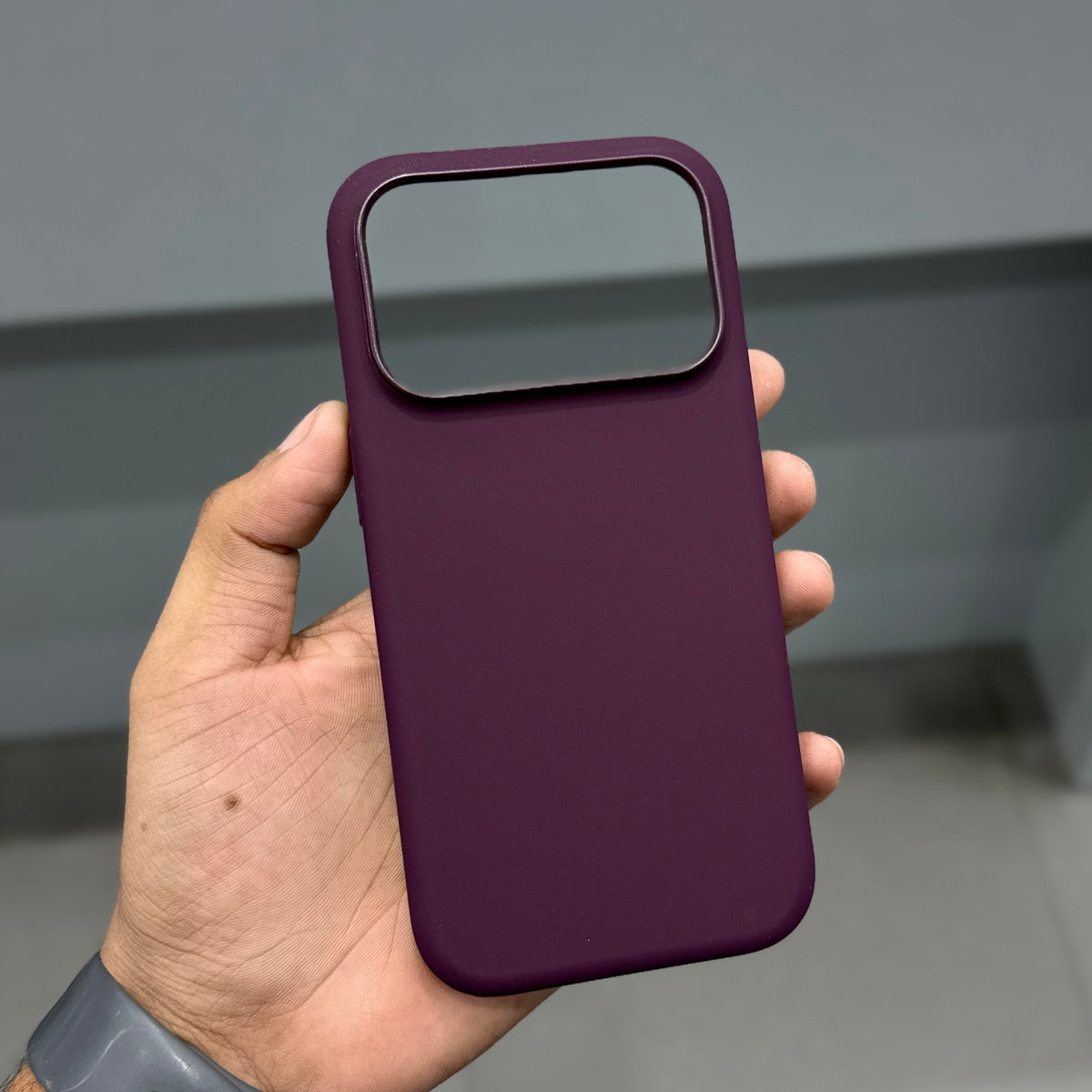 CMAQ SILICON SHIELD PRO CASE - BURGUNDY ( No. 4157 )