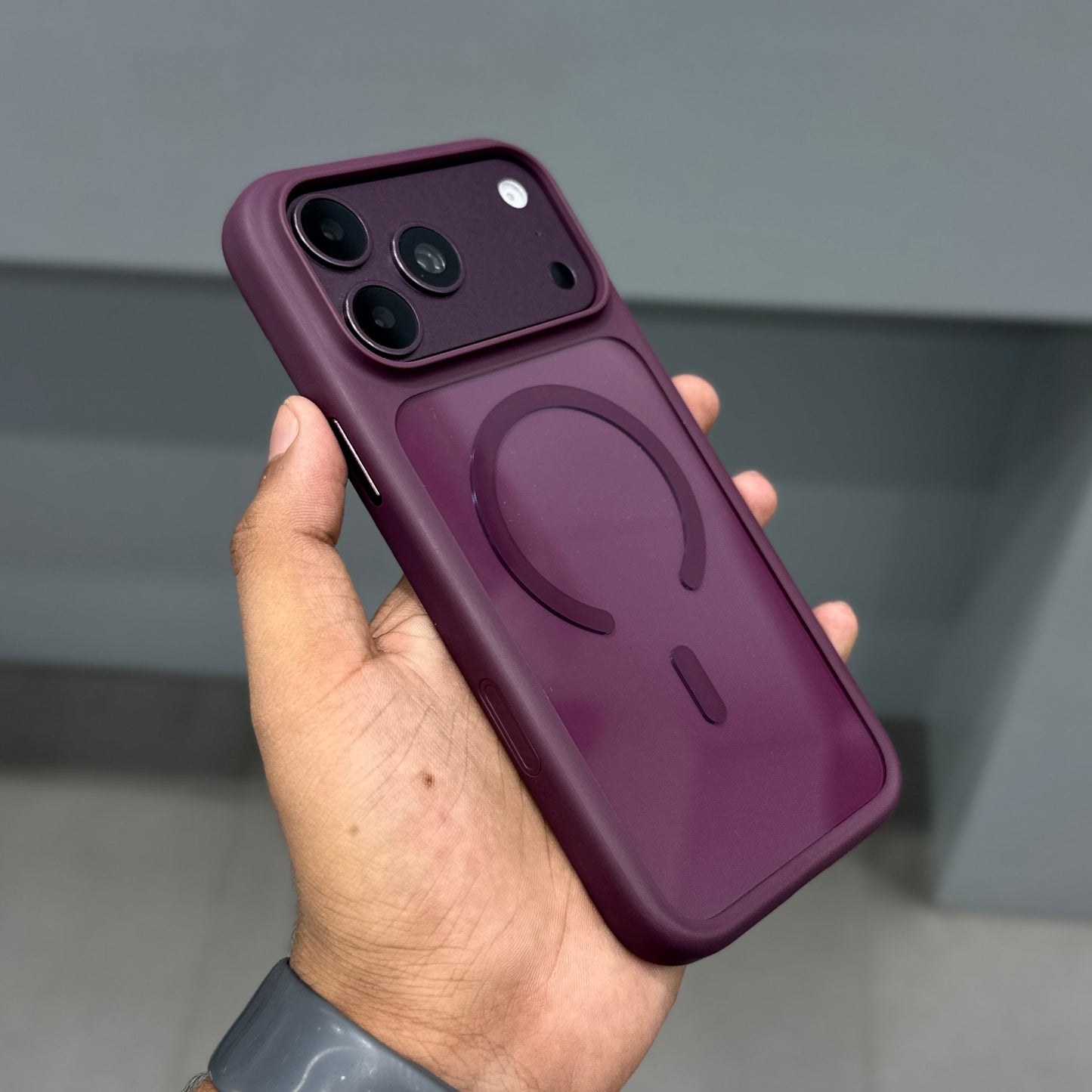 CMAQ ORIX MAGSAFE CASE - WINE RED ( No. 3798 )