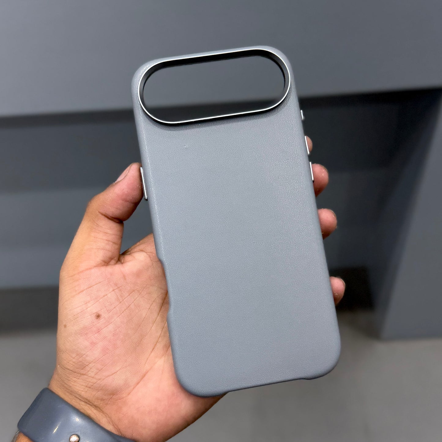 XUNDO UEGAN LEATHER CASE MAGSAFE - GREY ( No. 2874 )
