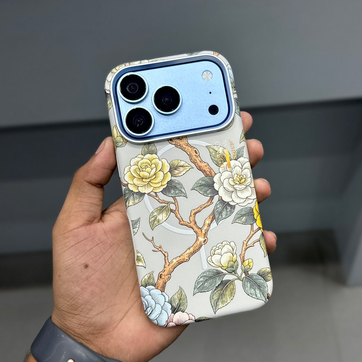 ONE GIF FLORAL EMPRESS EDITION MAGSAFE CASE - GREY ( No. 4055 )