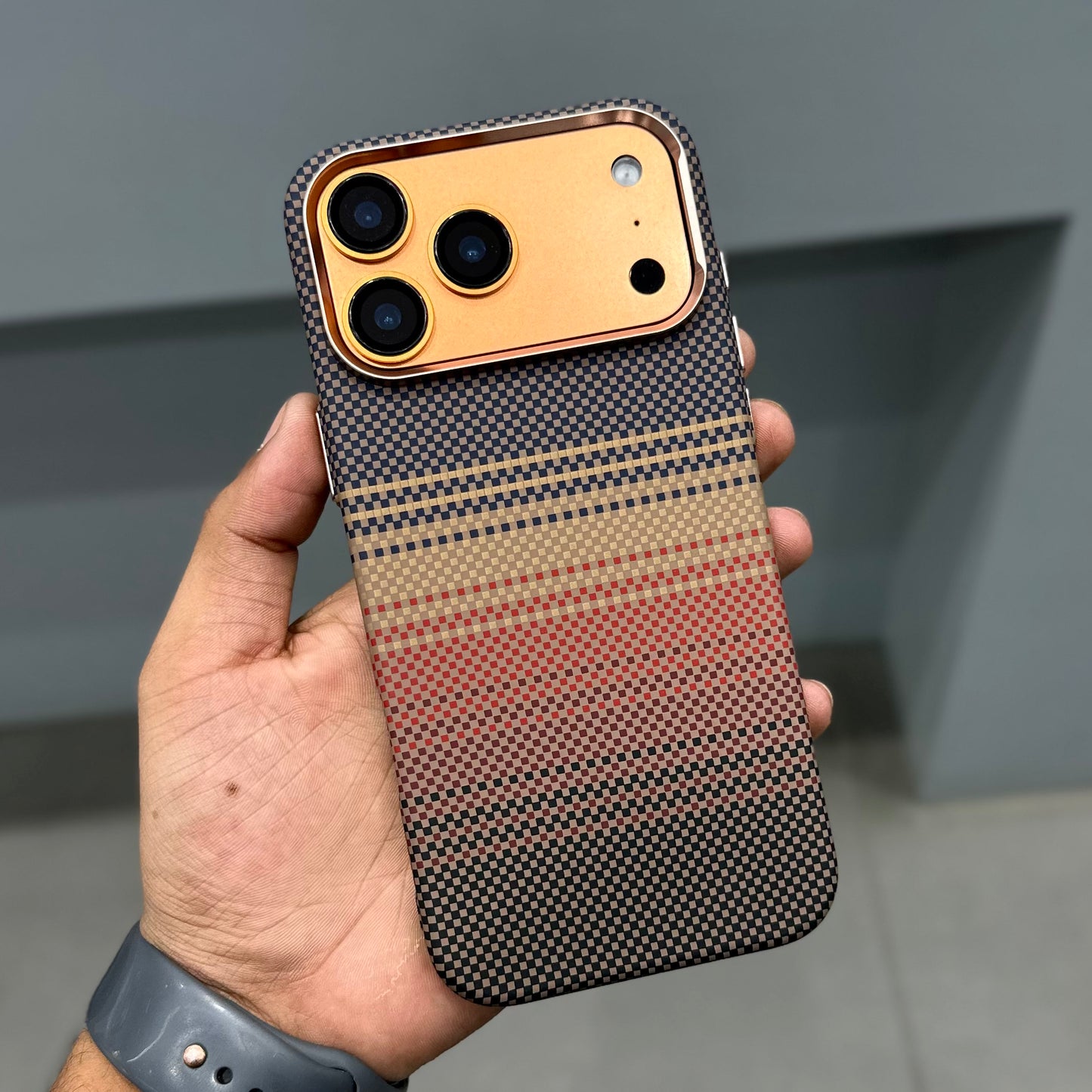LUXO MAGSAFE CASE - BROWN CHECK ( No. 3583 )