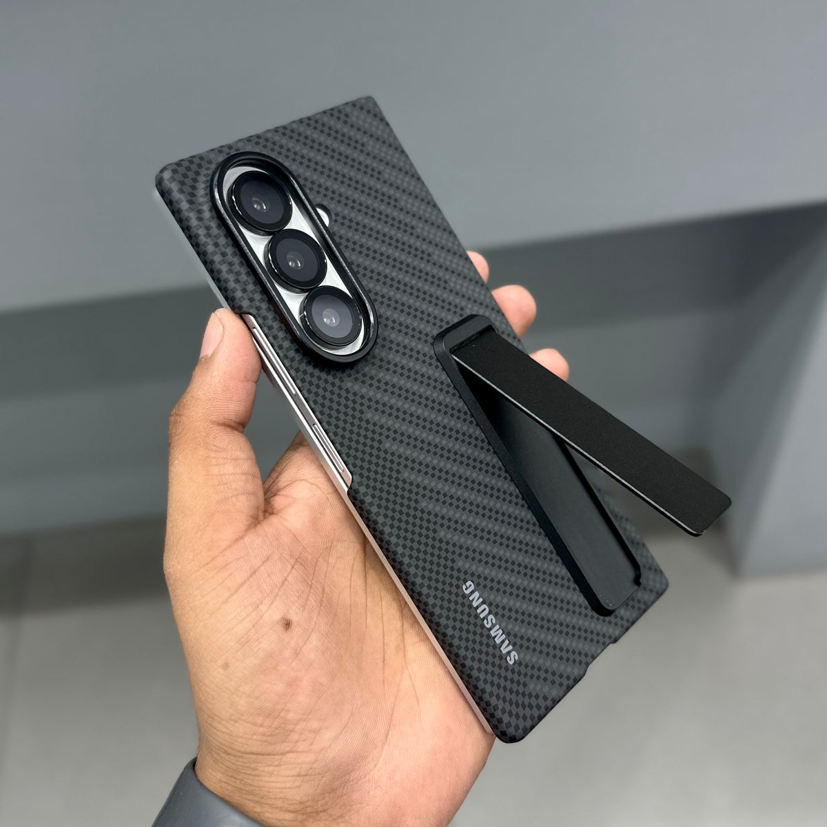 DREAMS CARBON STAND CASE - BLACK ( No. 3951 )