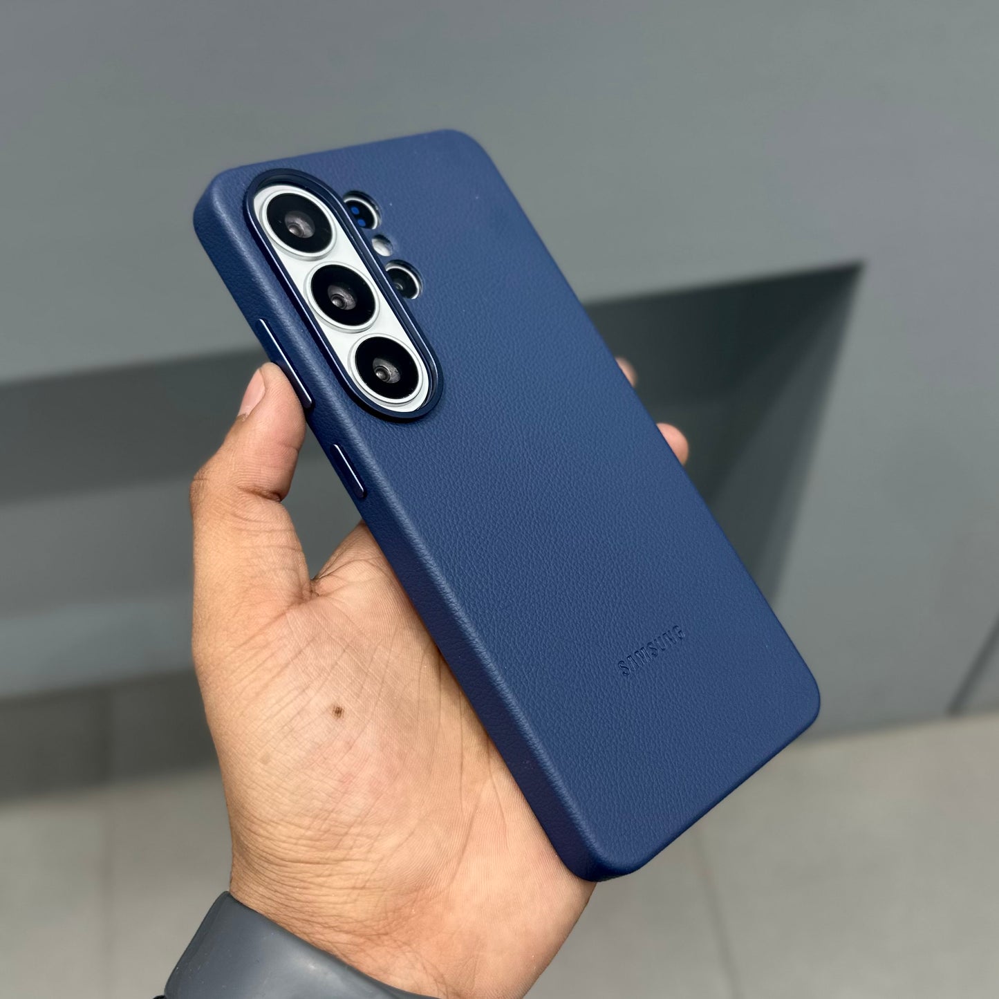 SAFFRON ELITE CASE WITH MAGSAFE - BLUE ( No. 2957 )