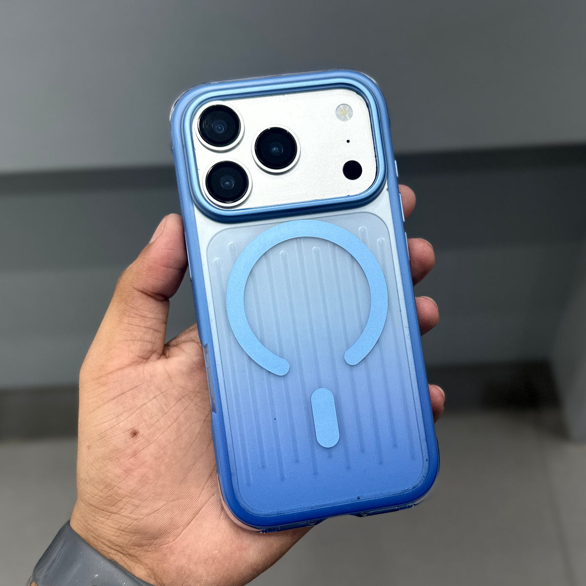 CMAQ AUREN MAGSAFE CASE - SKY BLUE ( No. 4090 )