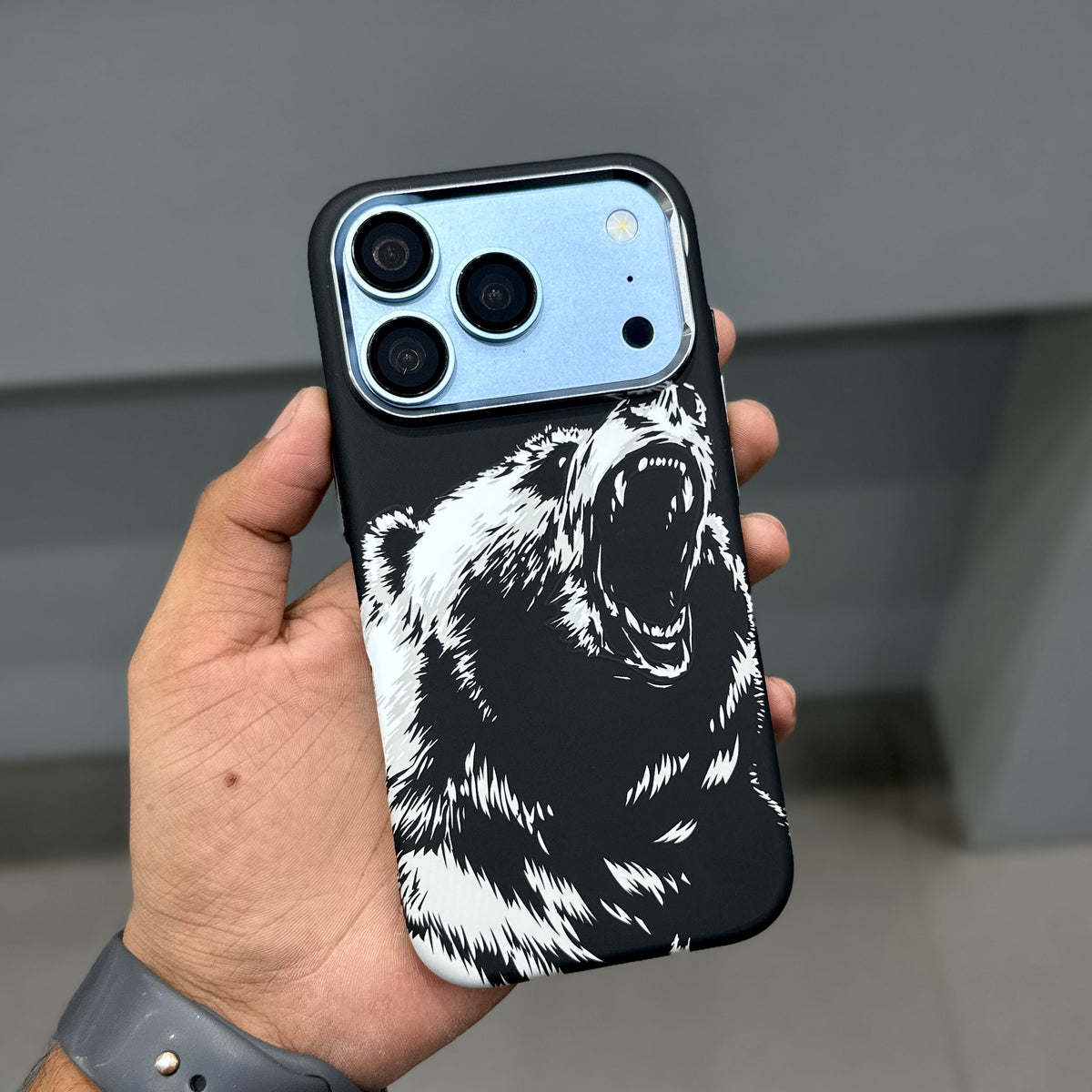LUXO MAGSAFE CASE - BLACK BEAR ( No. 3590 )