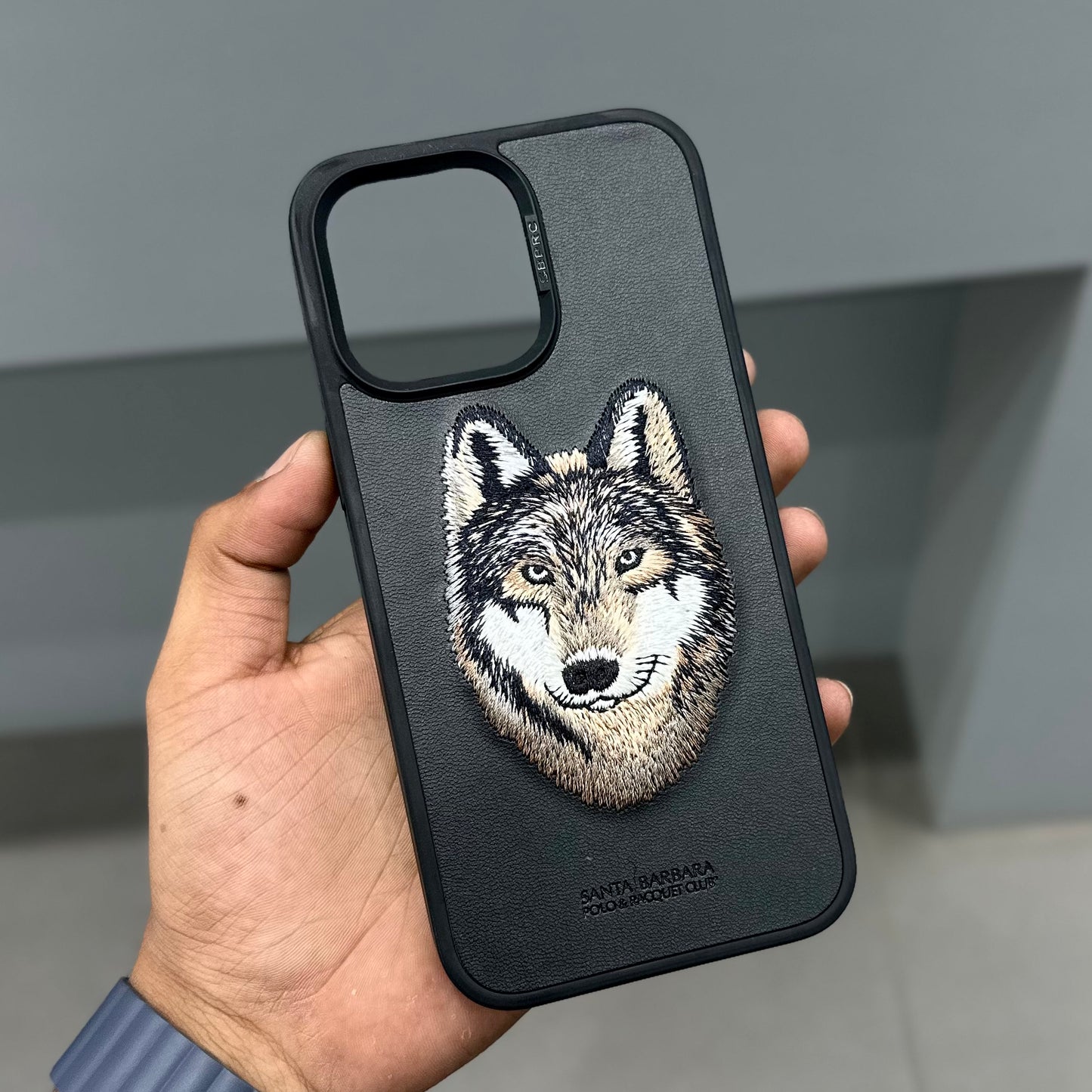 SB SAVANNA HUSKY ( No. 3566 )