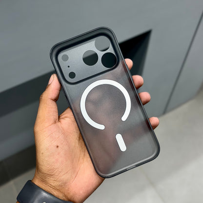 Memumi Ultra Thin with Magasafe Case-Grey ( No. 2084 ) 17 Series