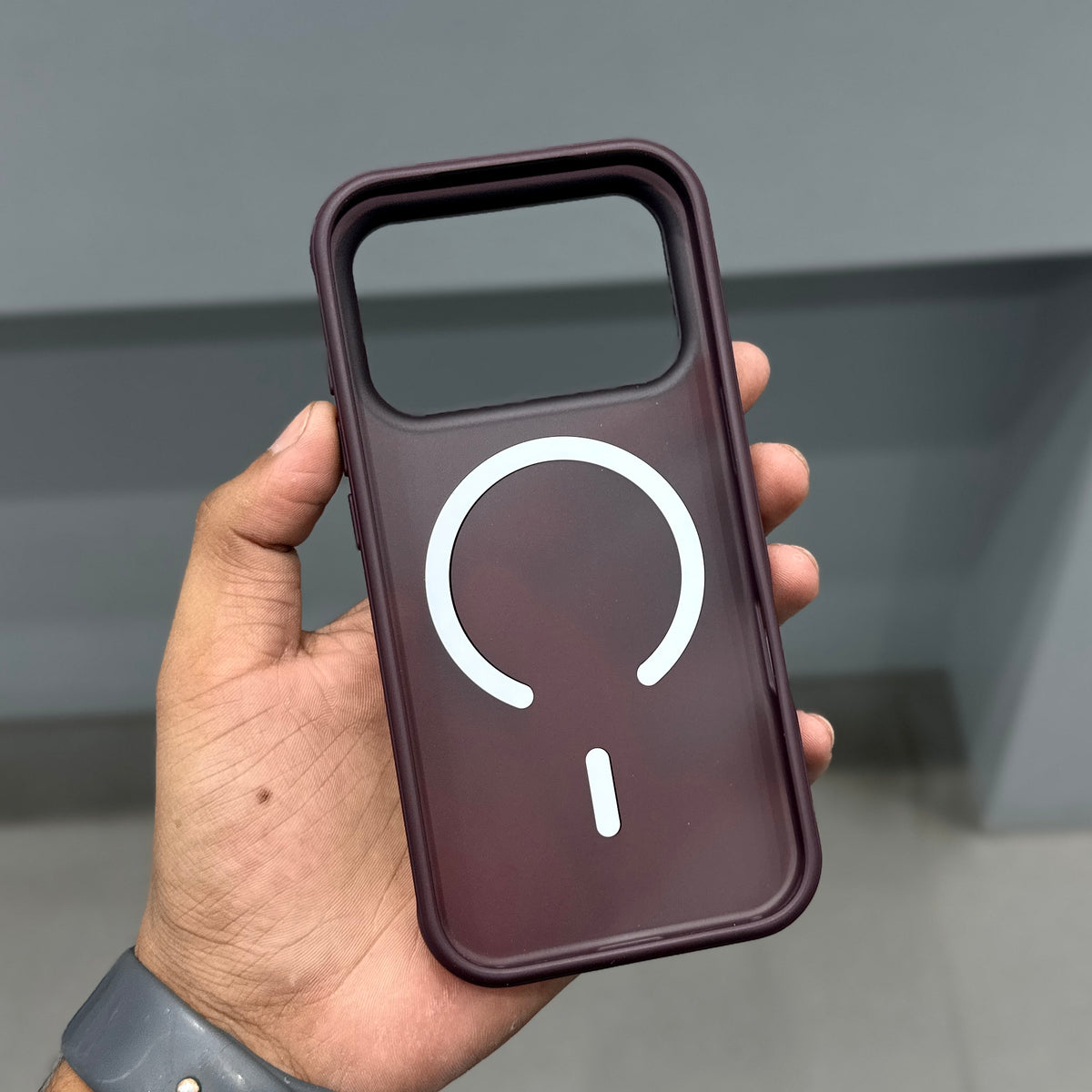 CMAQ VANTA MAGSAFE CASE - BURGUNDY ( No. 4012 )
