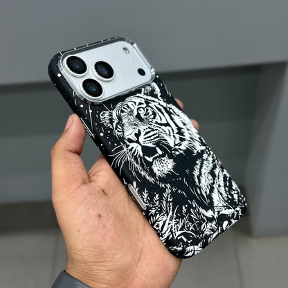 LUXO MAGSAFE CASE - BLACK WHITE TIGER ( No. 3659 )