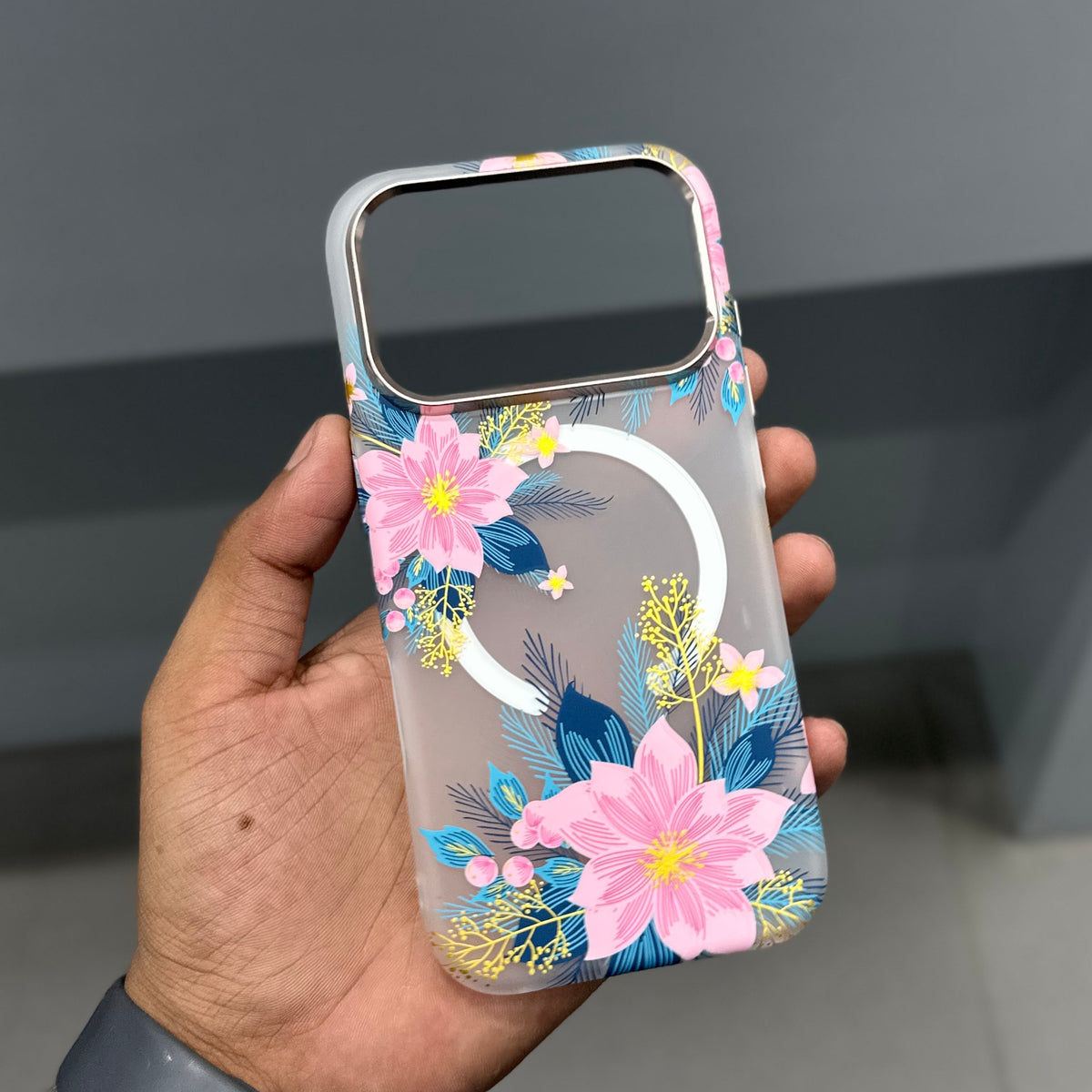 LUXO MAGSAFE CASE - PINK BLUE FLOWERS ( No. 4062 )